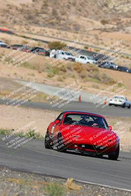 media/Oct-01-2022-Team Topak Racing (Sat) [[f860fb51be]]/2-Inter Low 2/session 2 turn 11/